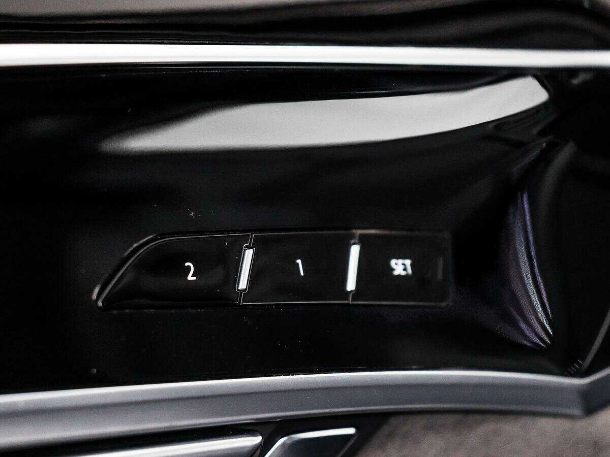 Audi A8 с пробегом — 2020 год. Фото: #10