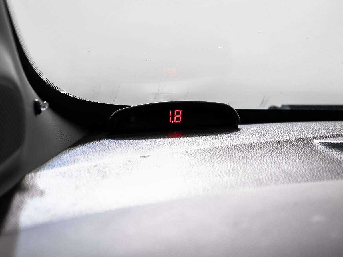 Chevrolet Aveo с пробегом — 2013 год. Фото: #12