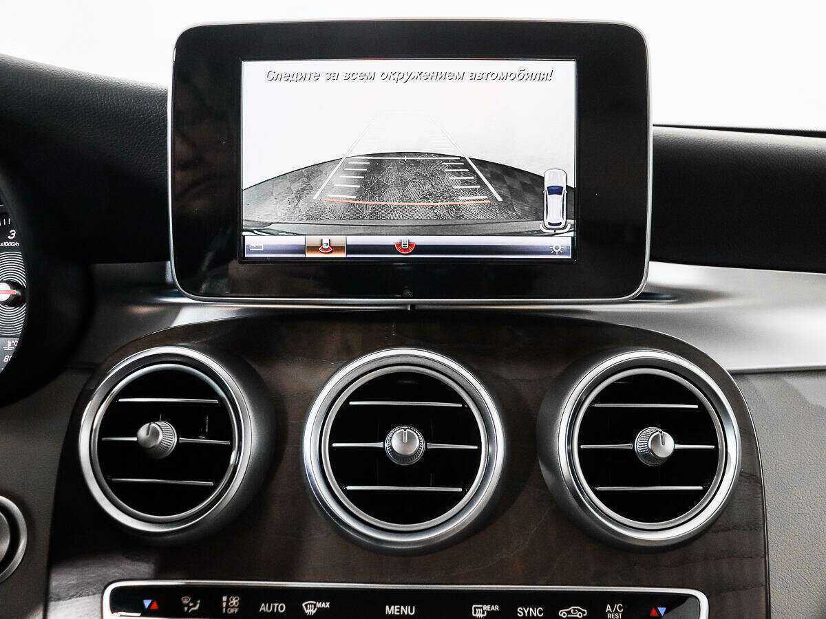 Mercedes-Benz GLC с пробегом — 2017 год. Фото: #16