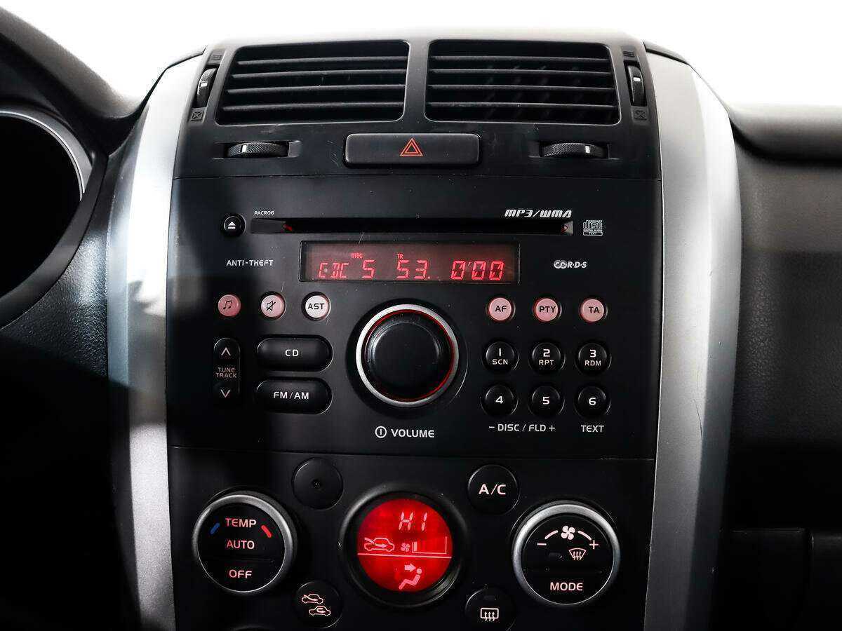 Suzuki Grand Vitara с пробегом — 2008 год. Фото: #12