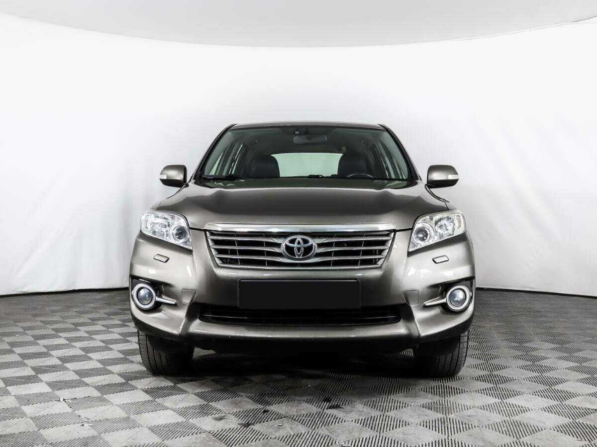 Toyota RAV4 с пробегом — 2011 год. Фото: #1