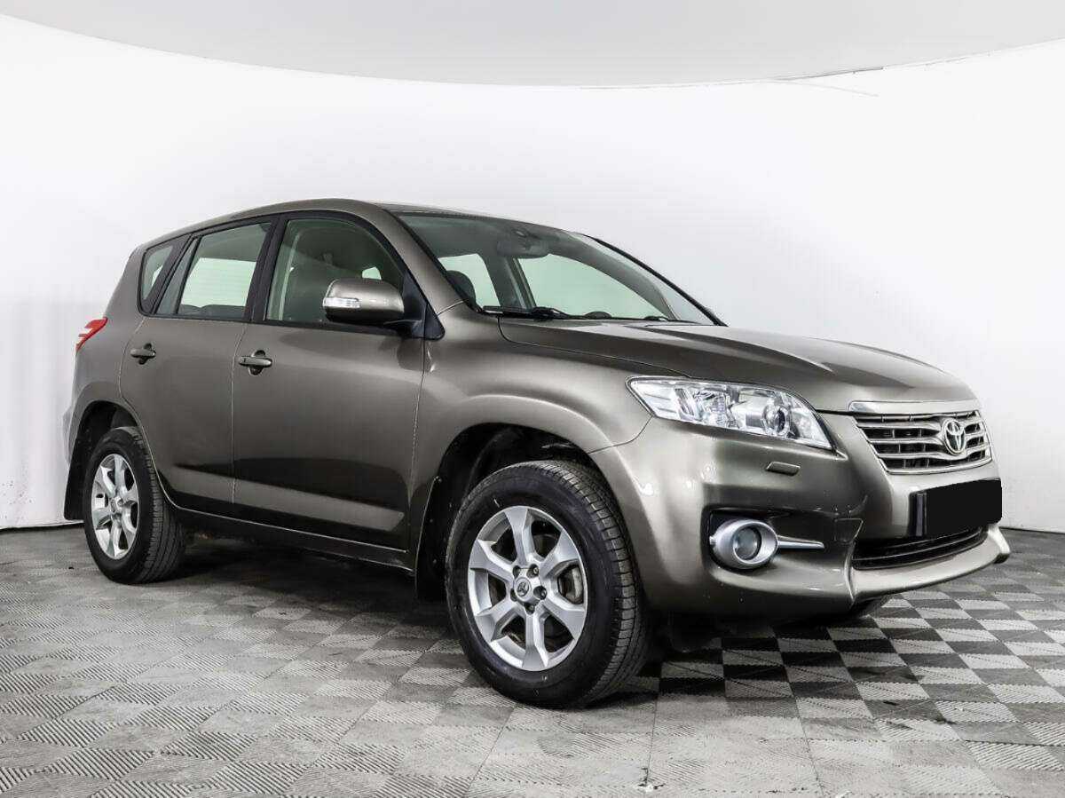 Toyota RAV4 с пробегом — 2011 год. Фото: #2