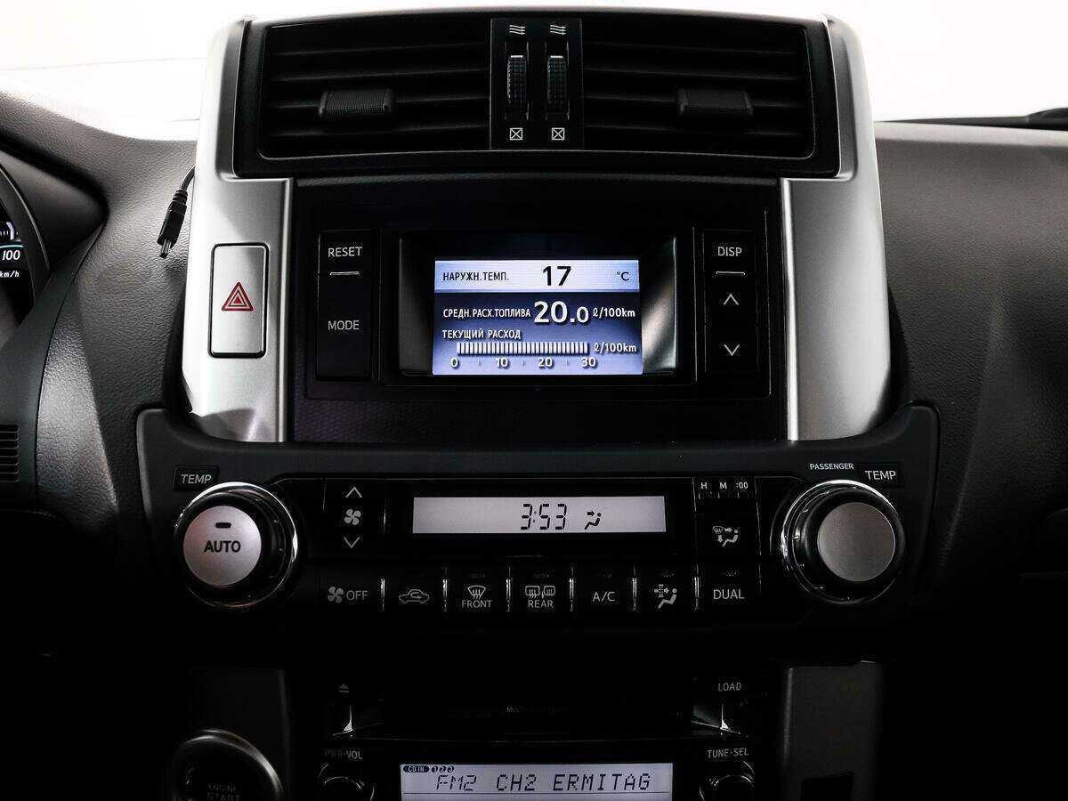 Toyota Land Cruiser Prado с пробегом — 2011 год. Фото: #15