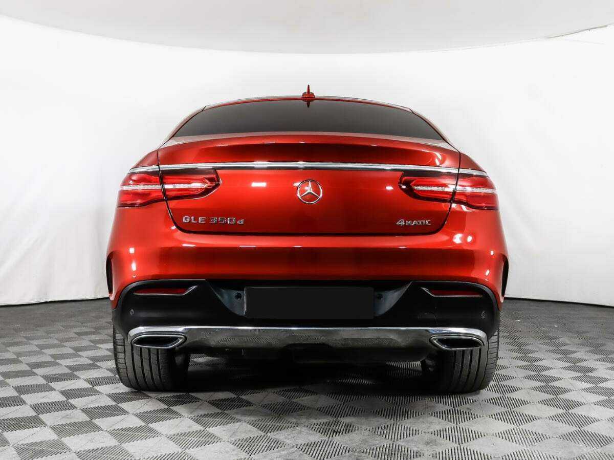 Mercedes-Benz GLE Coupe с пробегом — 2016 год. Фото: #5