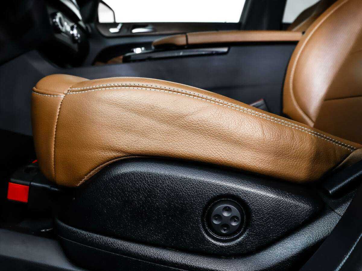 Mercedes-Benz GLE Coupe с пробегом — 2016 год. Фото: #10