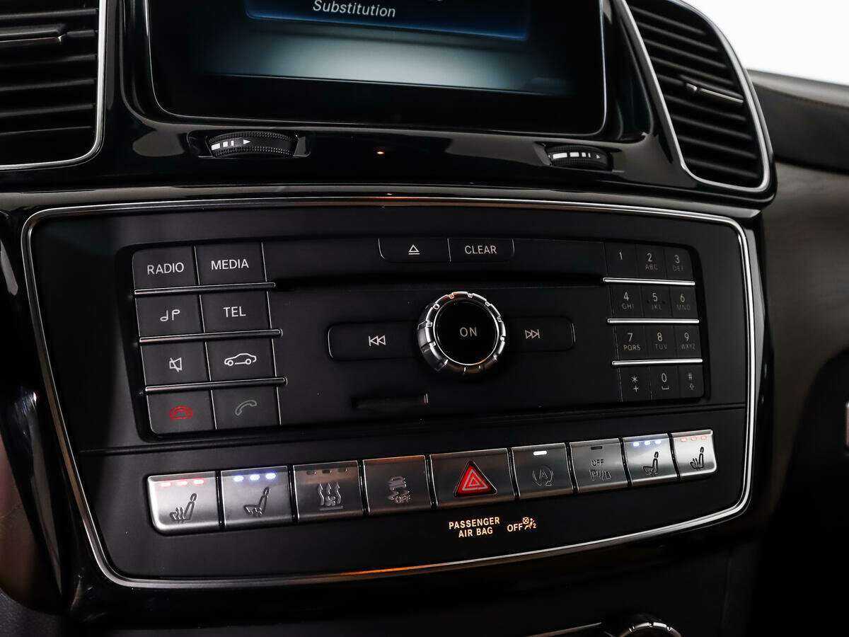 Mercedes-Benz GLE Coupe с пробегом — 2016 год. Фото: #15