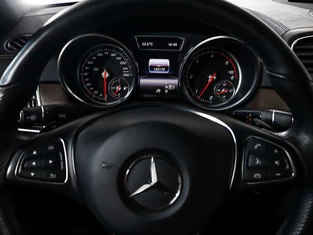 Mercedes-Benz GLE Coupe с пробегом — 2016 год. Фото: #19