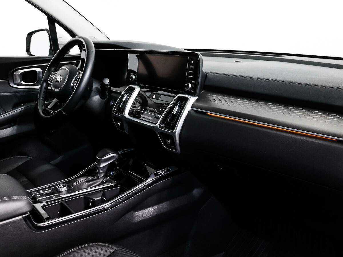 Kia Sorento с пробегом — 2021 год. Фото: #13