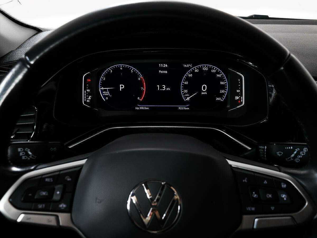 Volkswagen Polo с пробегом — 2020 год. Фото: #14