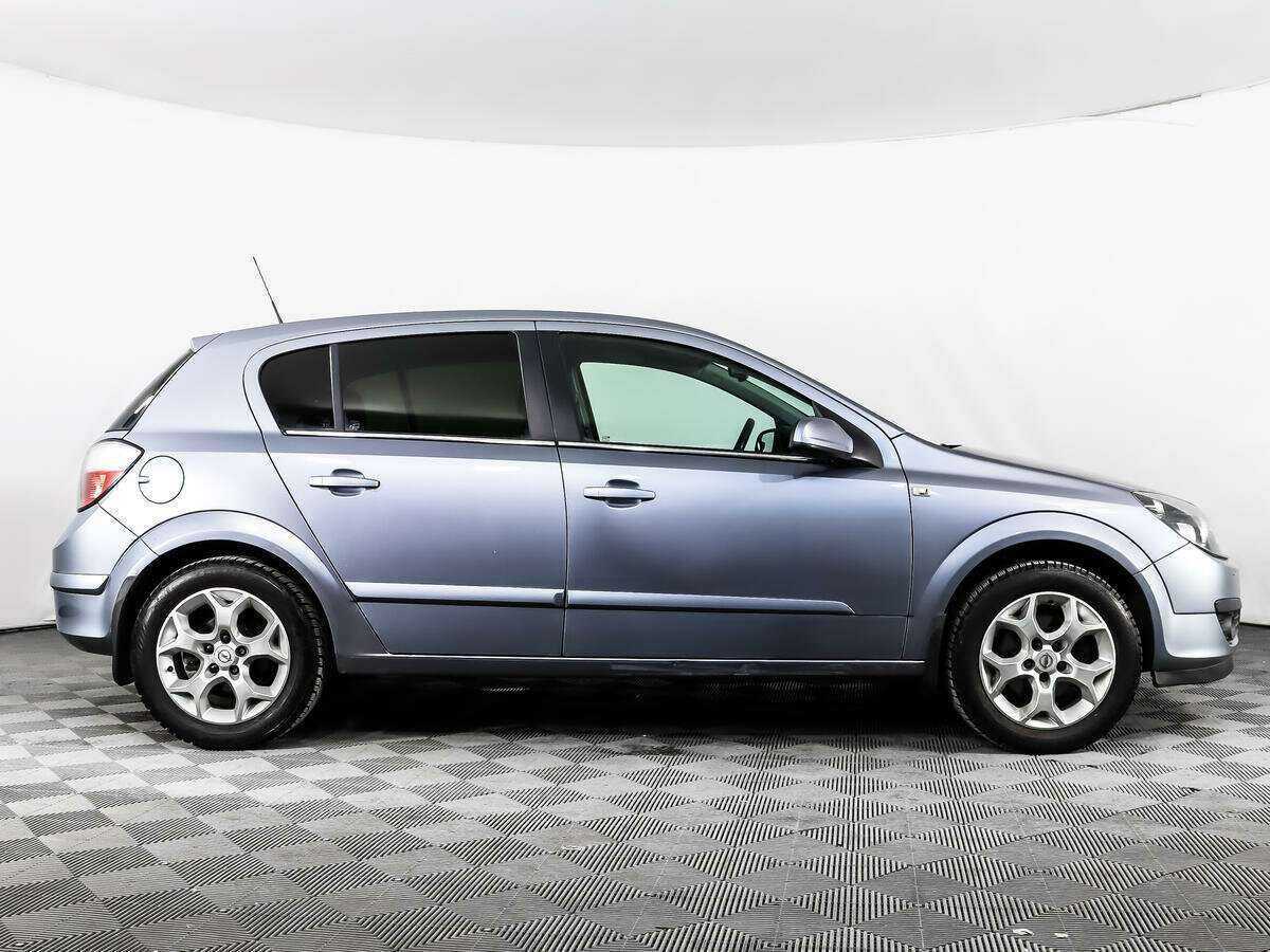 Opel Astra с пробегом — 2006 год. Фото: #3