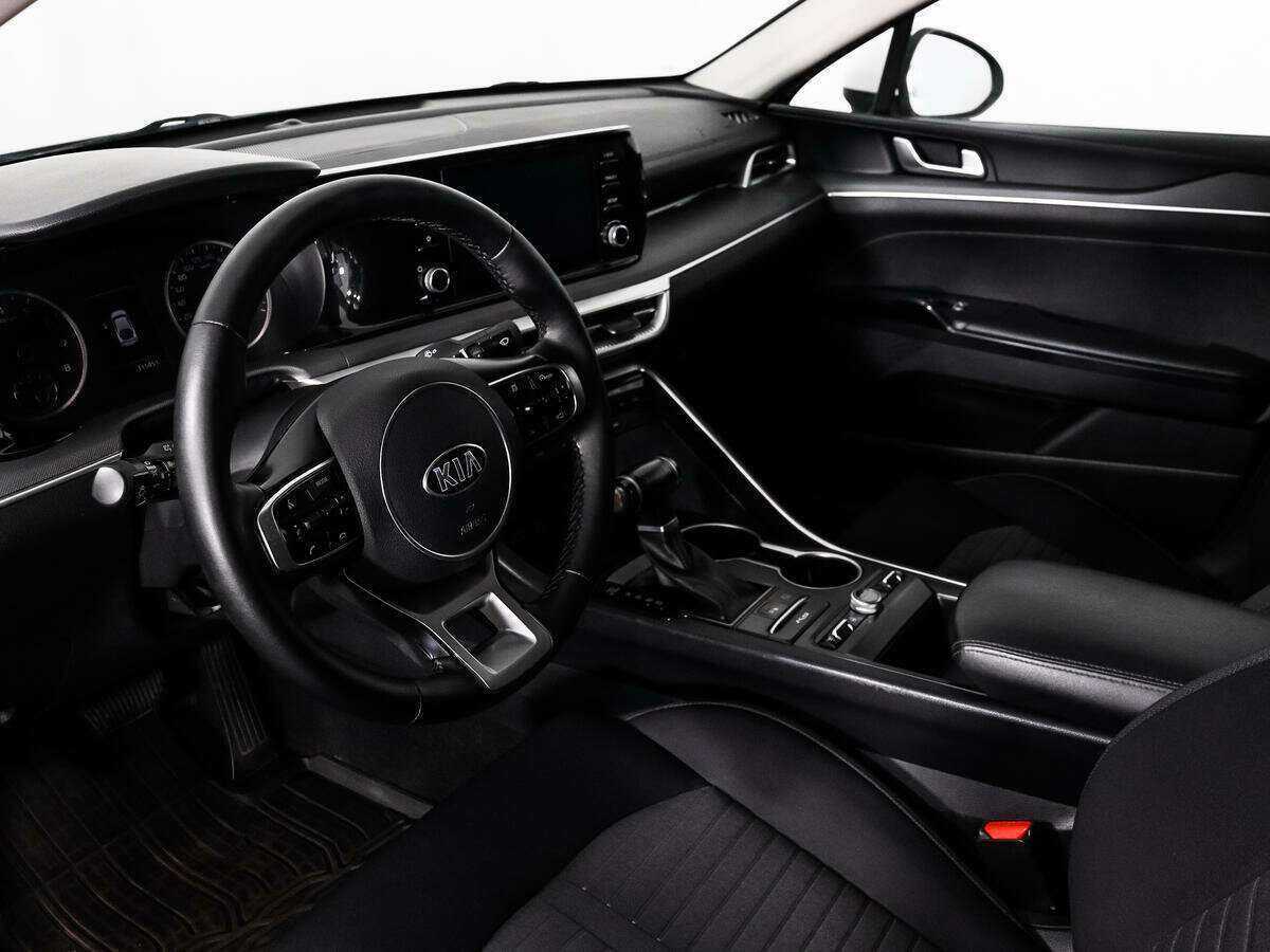 Kia K5 с пробегом — 2020 год. Фото: #8