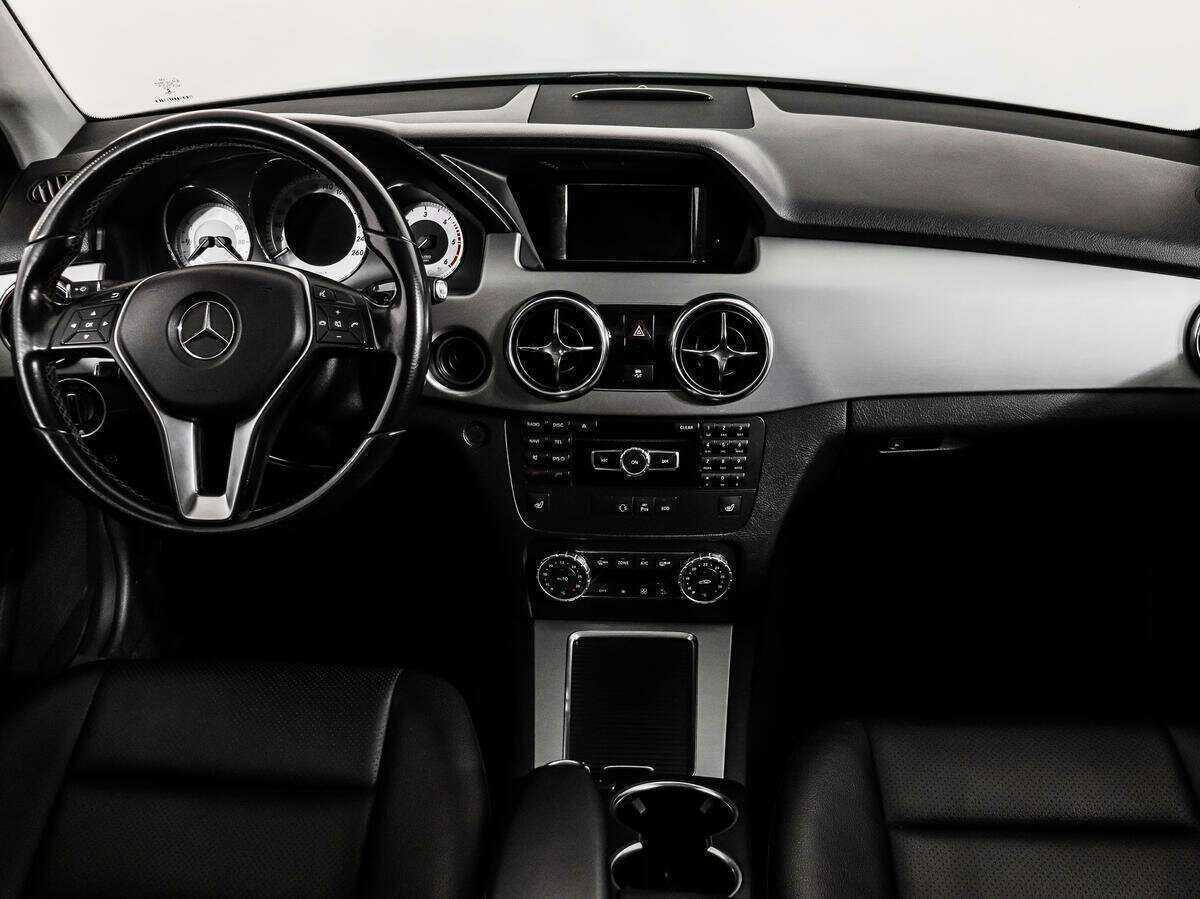 Mercedes-Benz GLK-Класс с пробегом — 2014 год. Фото: #12