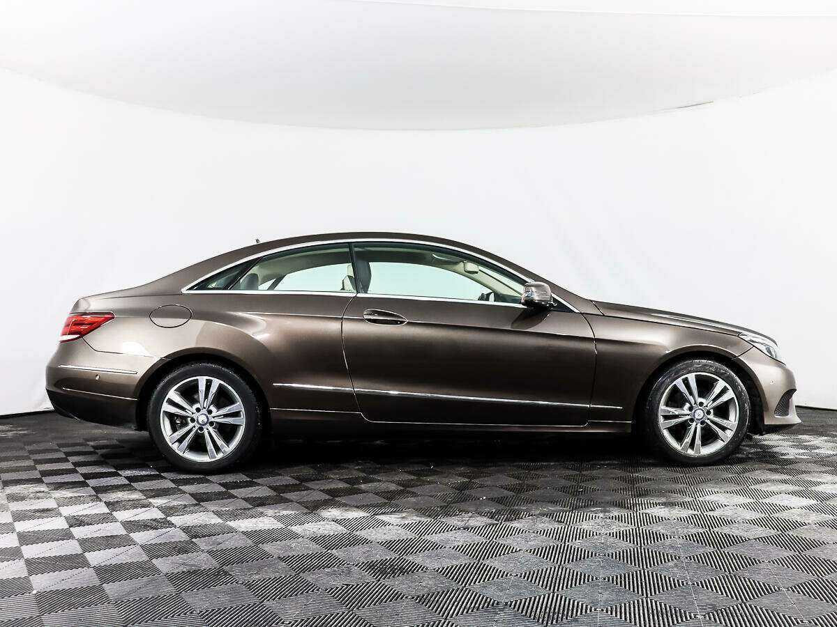 Mercedes-Benz E-Класс с пробегом — 2014 год. Фото: #3