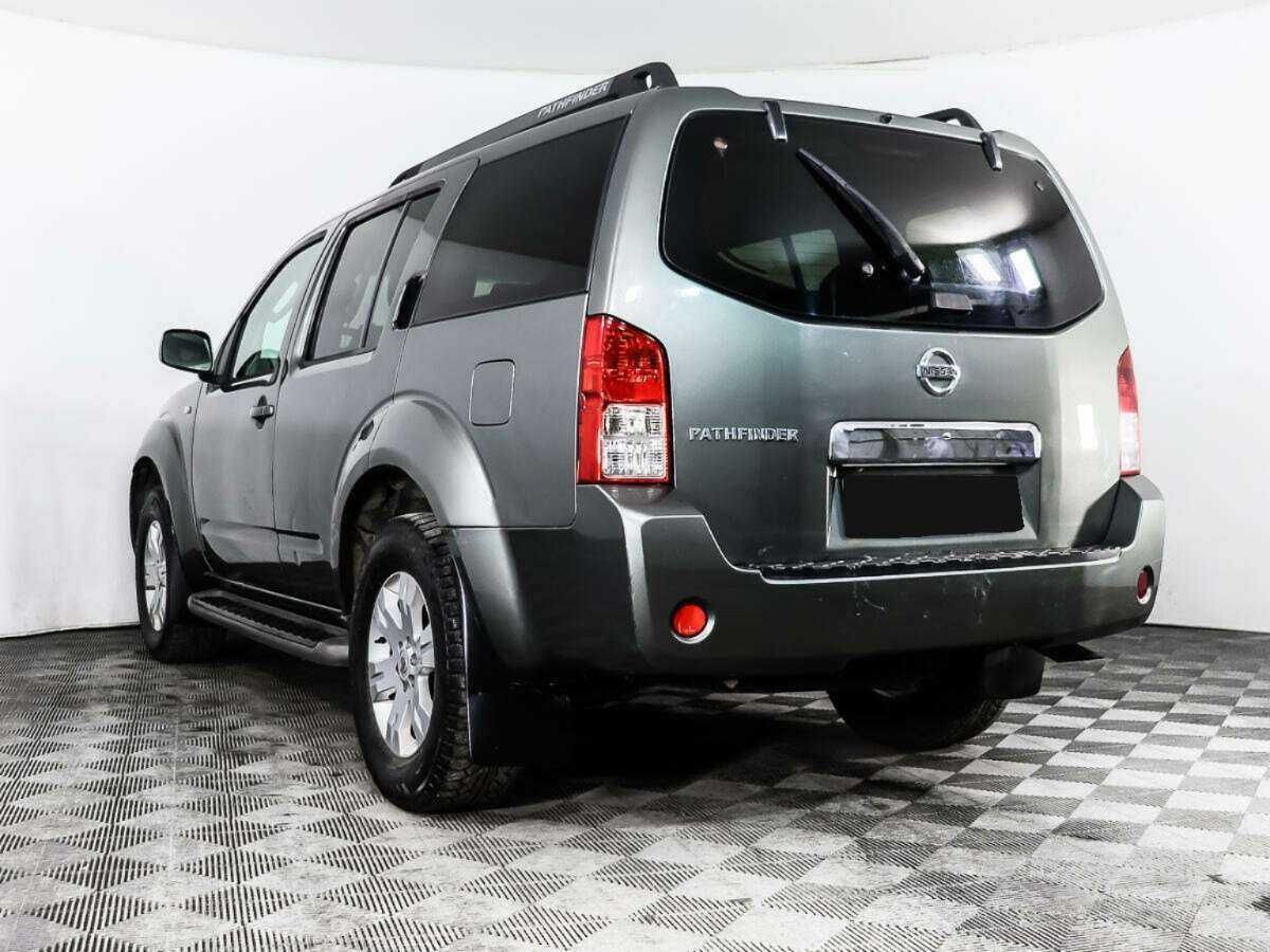 Nissan Pathfinder с пробегом — 2006 год. Фото: #6