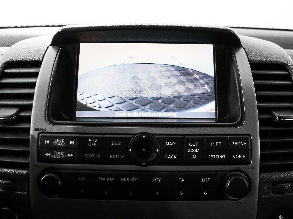 Nissan Pathfinder с пробегом — 2006 год. Фото: #16
