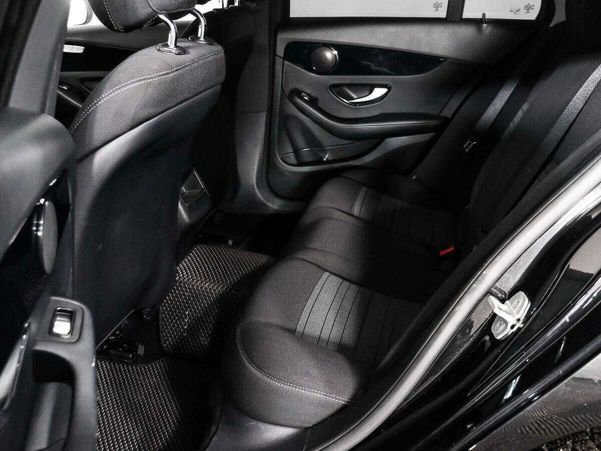 Mercedes-Benz C-Класс с пробегом — 2015 год. Фото: #11