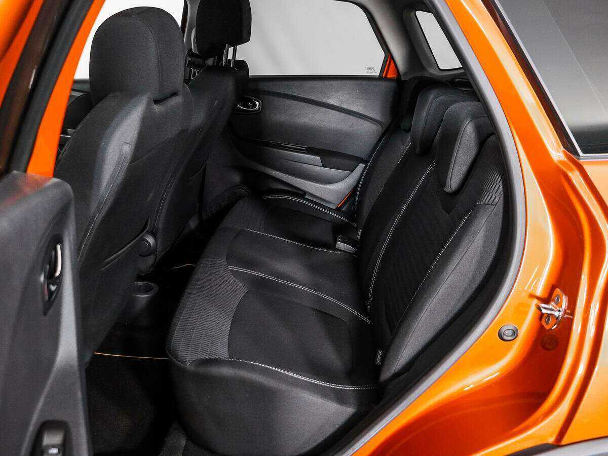 Renault Kaptur с пробегом — 2016 год. Фото: #8