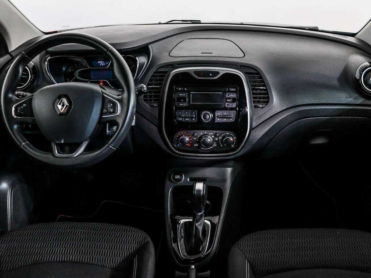 Renault Kaptur с пробегом — 2016 год. Фото: #10