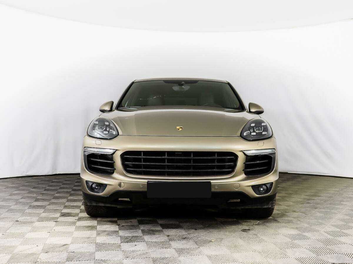 Porsche Cayenne с пробегом — 2016 год. Фото: #1