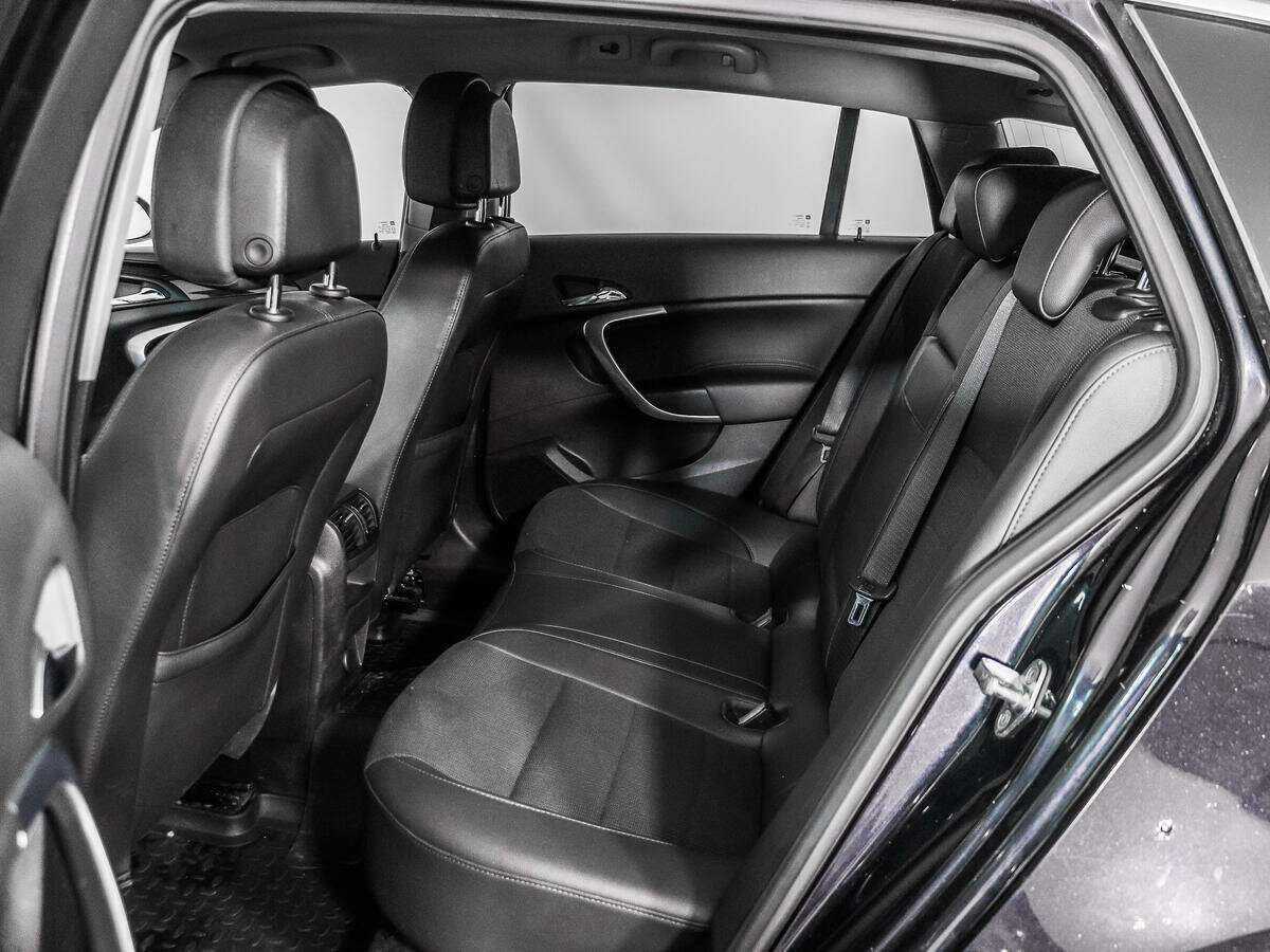 Opel Insignia с пробегом — 2009 год. Фото: #10