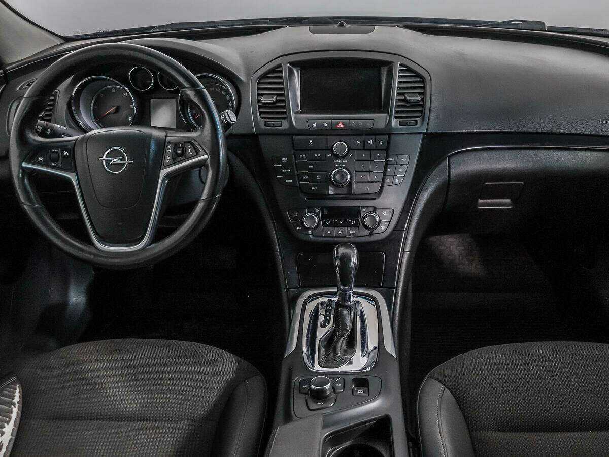 Opel Insignia с пробегом — 2009 год. Фото: #12