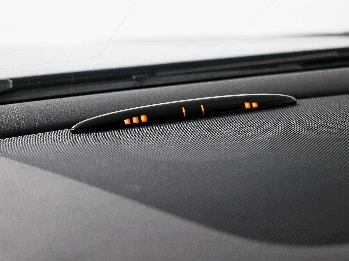 Mercedes-Benz SLK-Класс с пробегом — 2014 год. Фото: #11