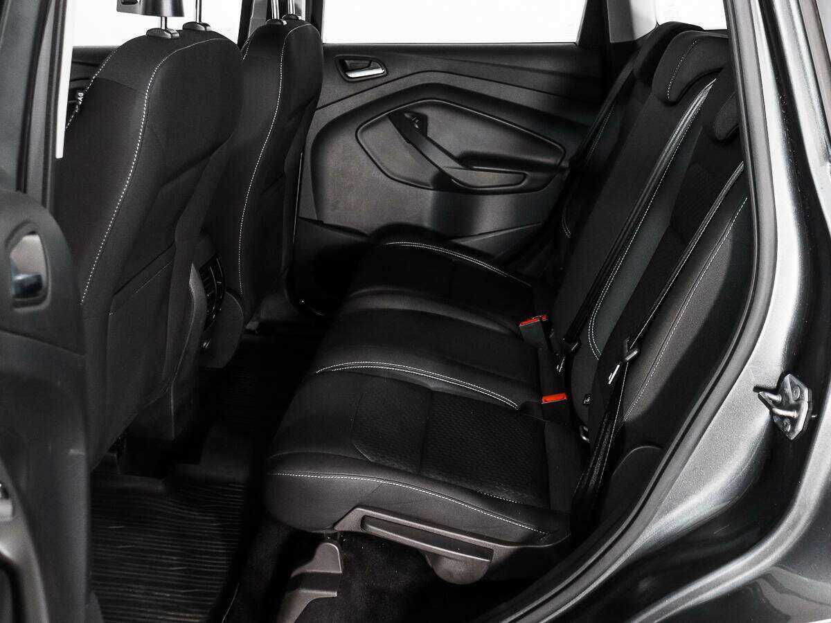Ford Kuga с пробегом — 2017 год. Фото: #10