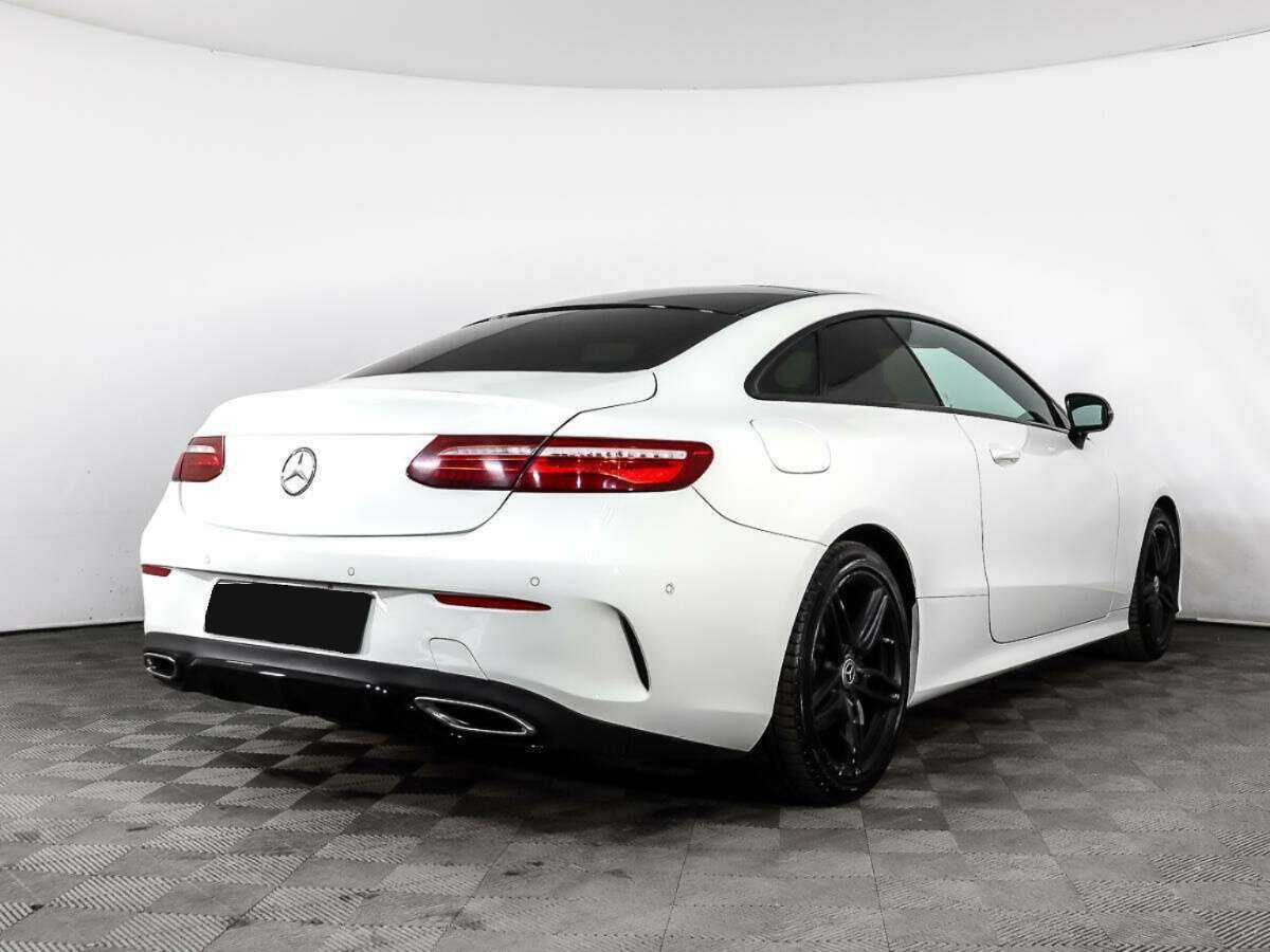 Mercedes-Benz E-Класс с пробегом — 2017 год. Фото: #4