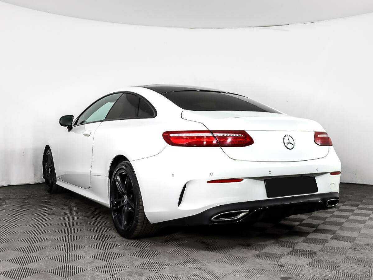 Mercedes-Benz E-Класс с пробегом — 2017 год. Фото: #6