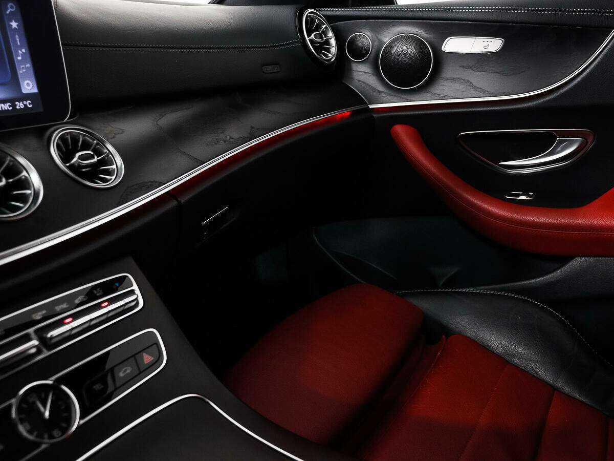 Mercedes-Benz E-Класс с пробегом — 2017 год. Фото: #13