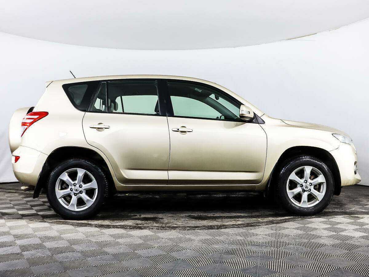 Toyota RAV4 с пробегом — 2010 год. Фото: #3