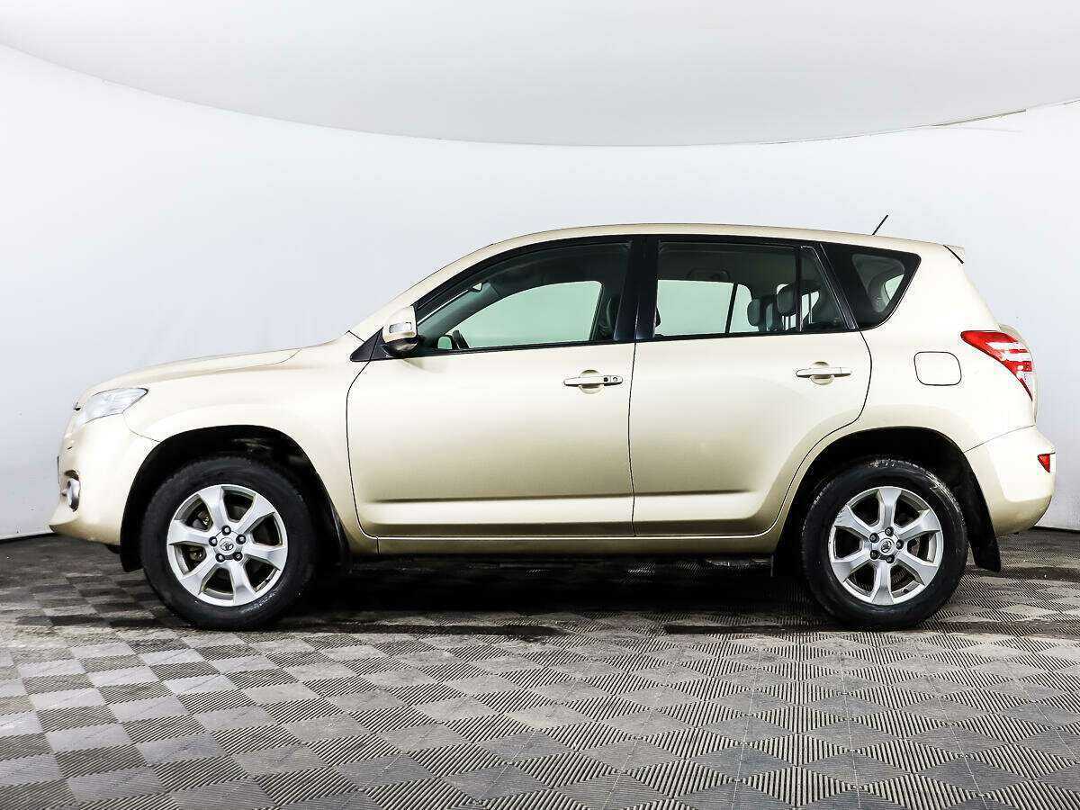Toyota RAV4 с пробегом — 2010 год. Фото: #7