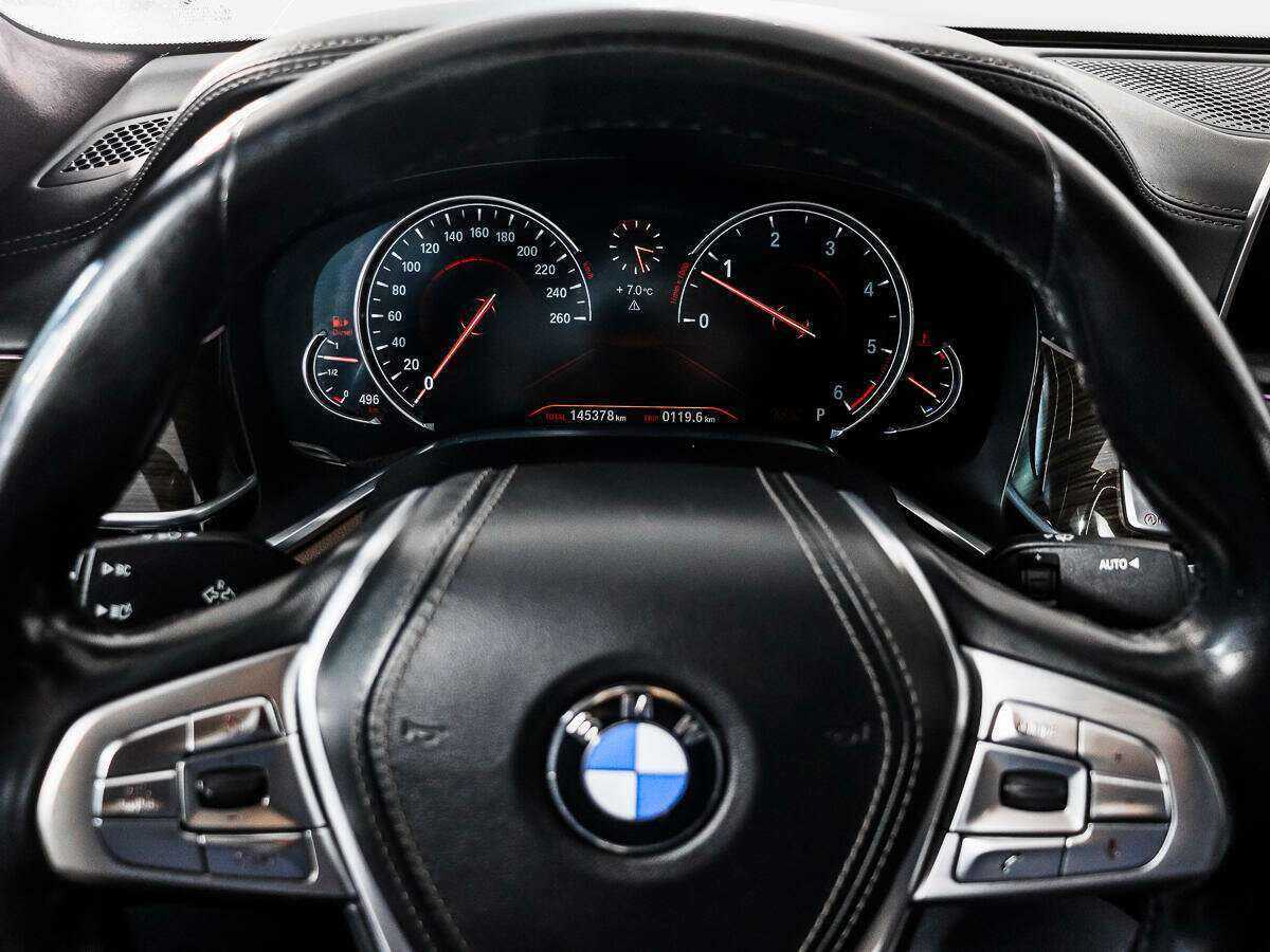 BMW 7 серии с пробегом — 2016 год. Фото: #21