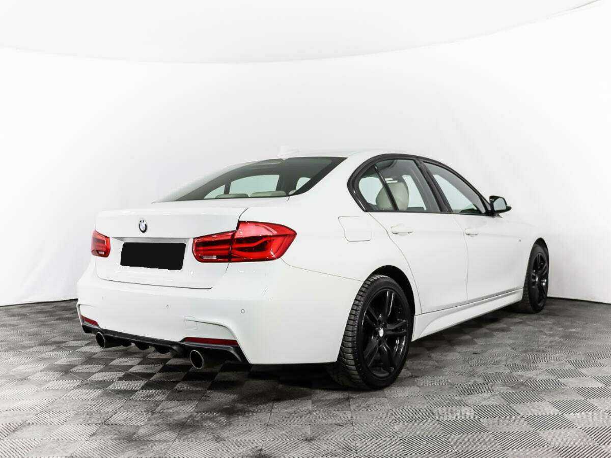 BMW 3 серии с пробегом — 2015 год. Фото: #3