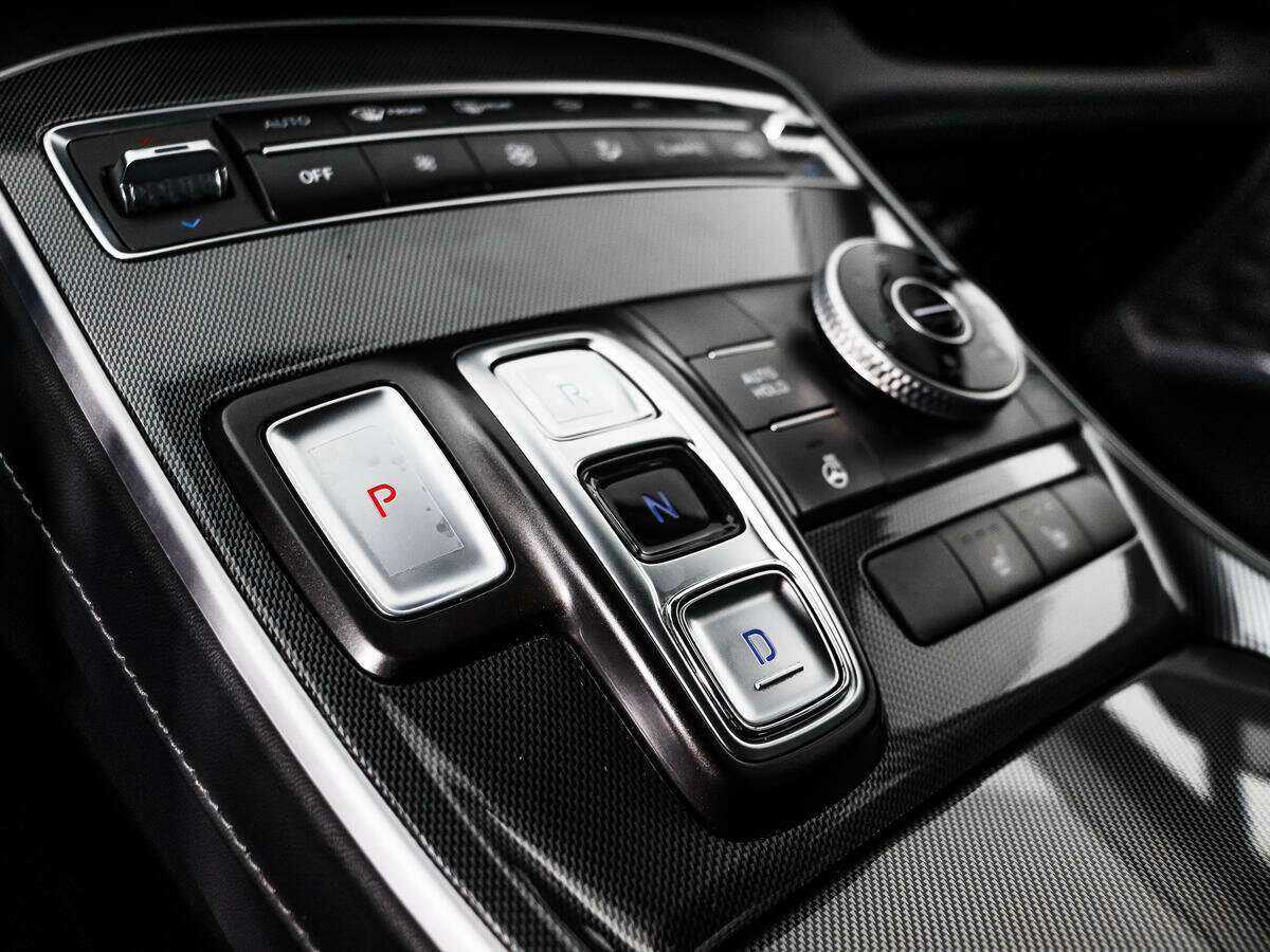 Hyundai Santa Fe с пробегом — 2021 год. Фото: #10