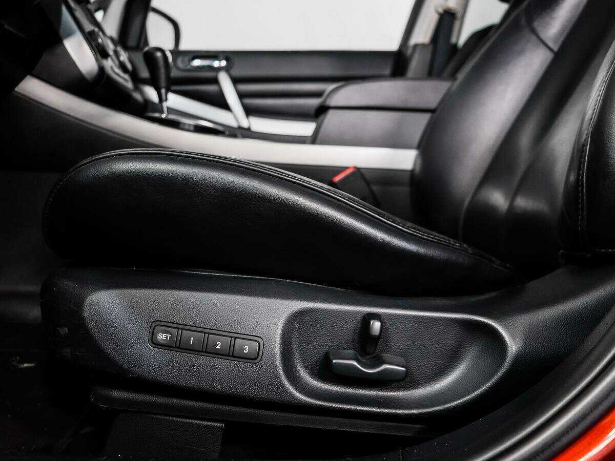 Mazda CX-7 с пробегом — 2010 год. Фото: #10