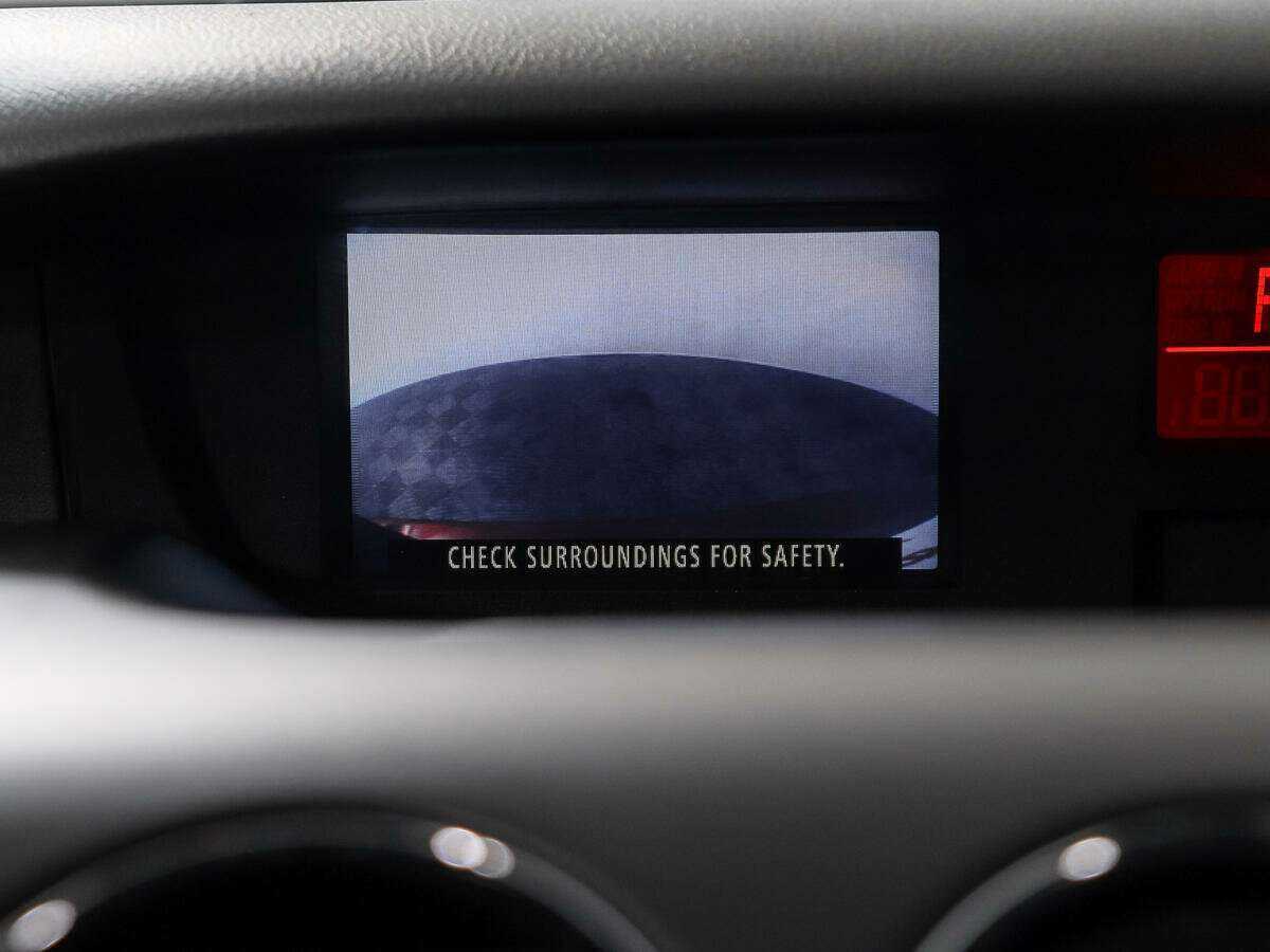 Mazda CX-7 с пробегом — 2010 год. Фото: #17