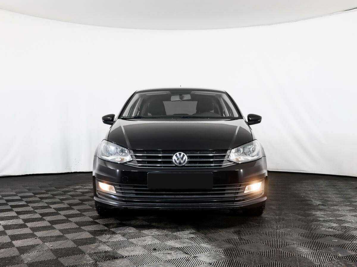Volkswagen Polo с пробегом — 2016 год. Фото: #1