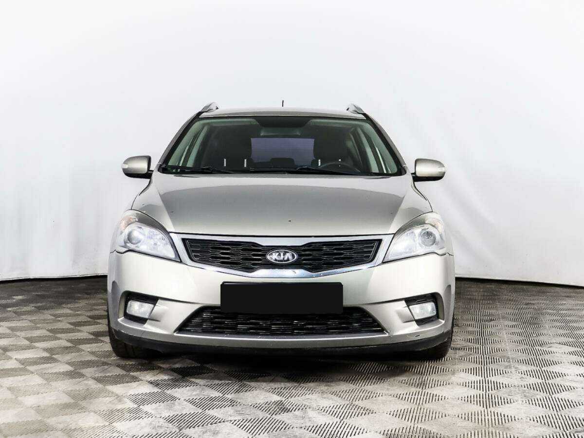 Kia Ceed с пробегом — 2010 год. Фото: #1