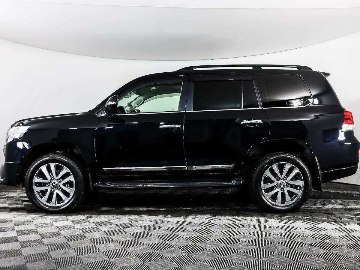 Toyota Land Cruiser с пробегом — 2016 год. Фото: #7