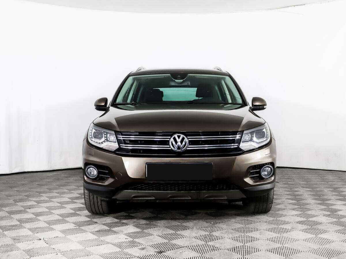 Volkswagen Tiguan с пробегом — 2015 год. Фото: #1