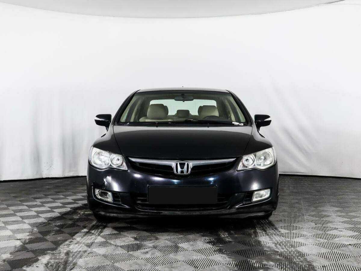 Honda Civic с пробегом — 2008 год. Фото: #1