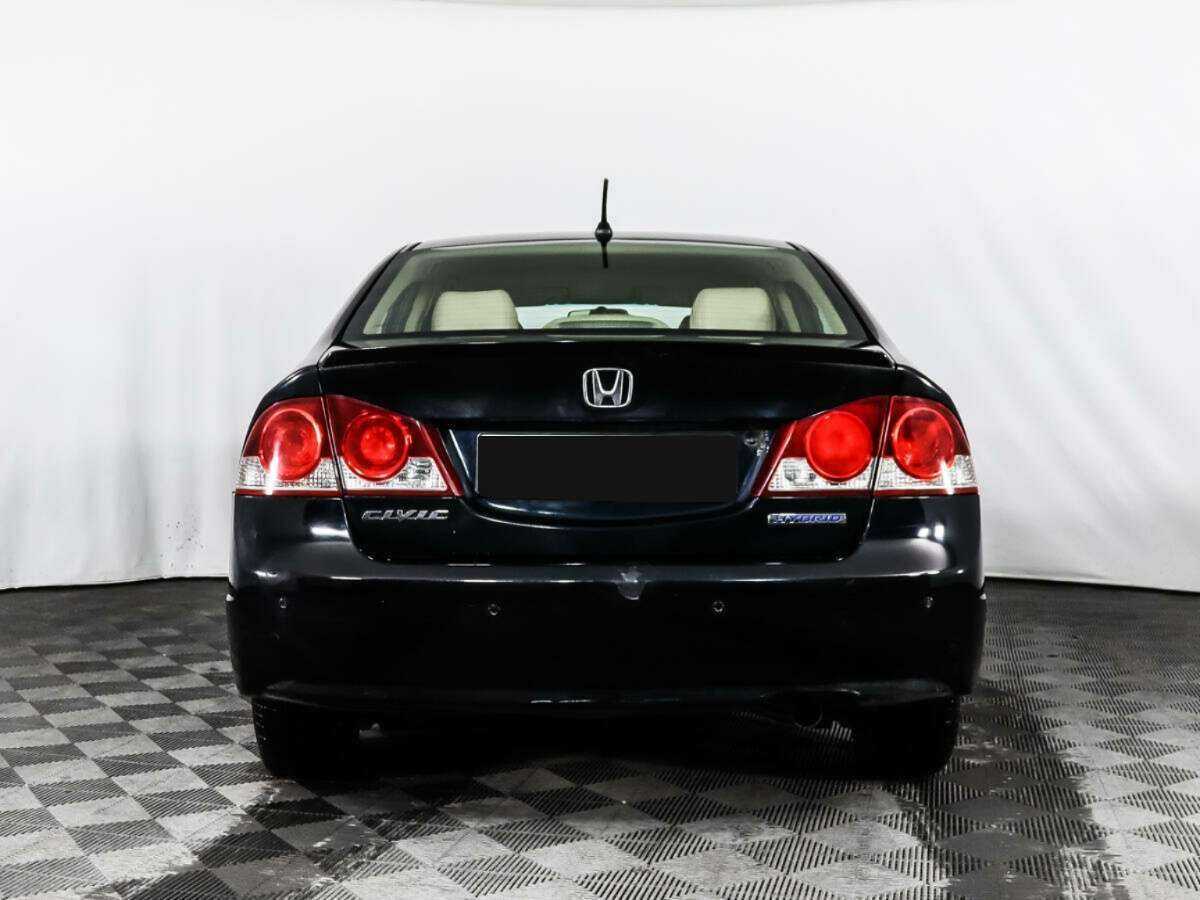 Honda Civic с пробегом — 2008 год. Фото: #5