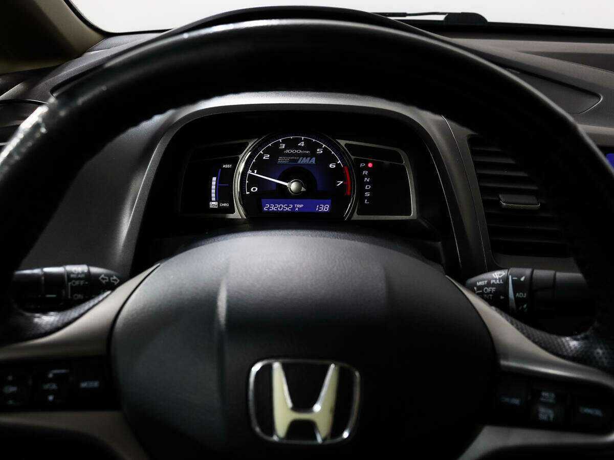 Honda Civic с пробегом — 2008 год. Фото: #16