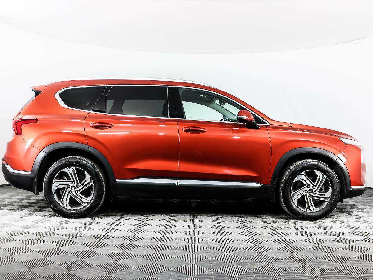 Hyundai Santa Fe с пробегом — 2021 год. Фото: #3