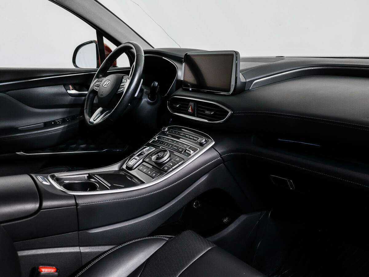 Hyundai Santa Fe с пробегом — 2021 год. Фото: #13
