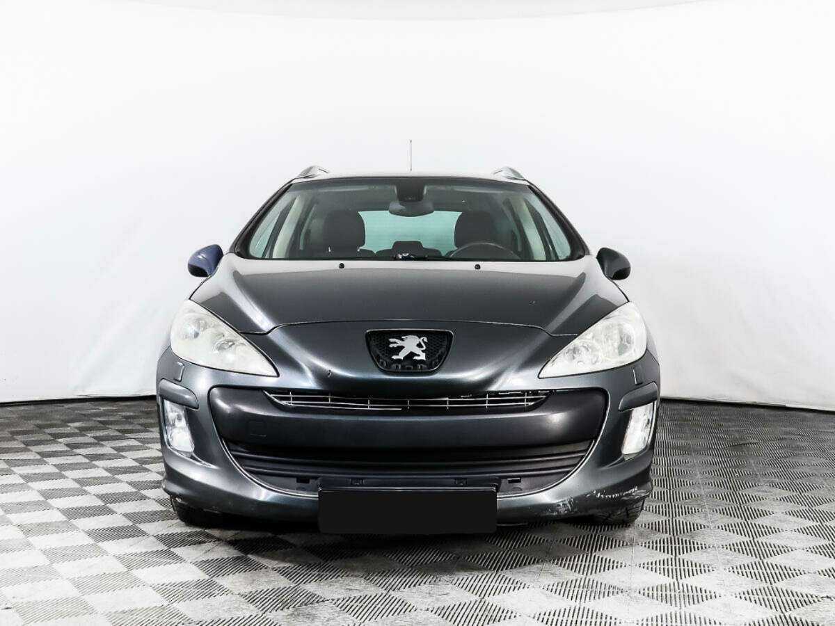 Peugeot 308 с пробегом — 2009 год. Фото: #1