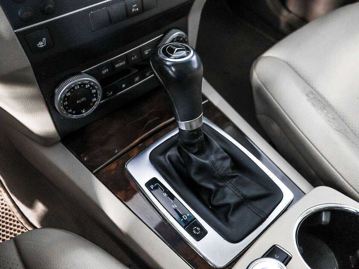 Mercedes-Benz GLK-Класс с пробегом — 2011 год. Фото: #12