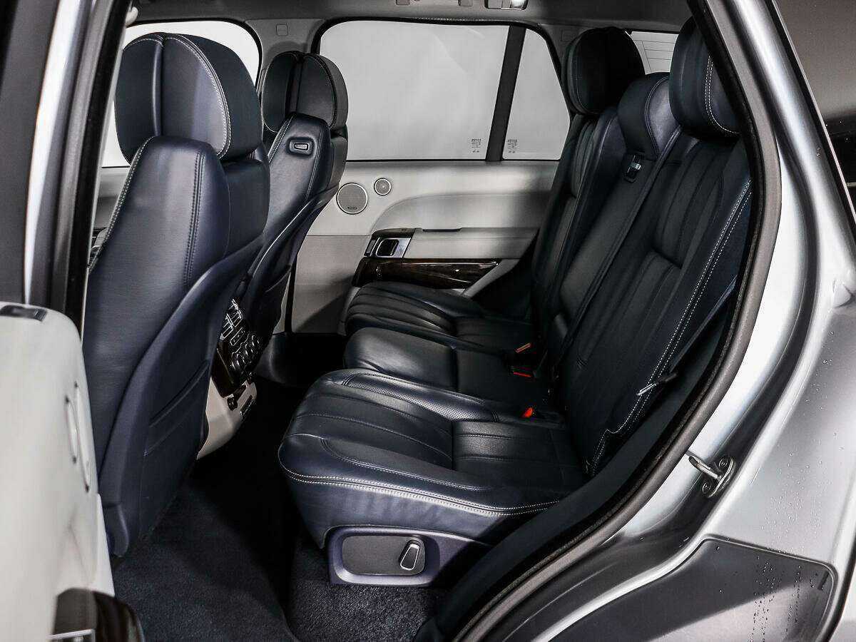 Land Rover Range Rover с пробегом — 2013 год. Фото: #11