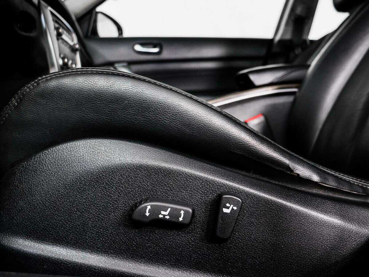 Nissan Teana с пробегом — 2011 год. Фото: #9